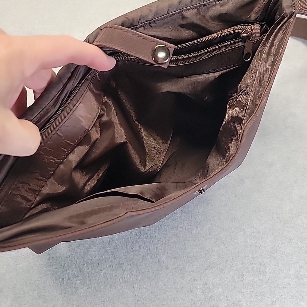 Kenneth Cole Reaction crossbody bag Brown with Small‎ Purse - Picture 7 of 16